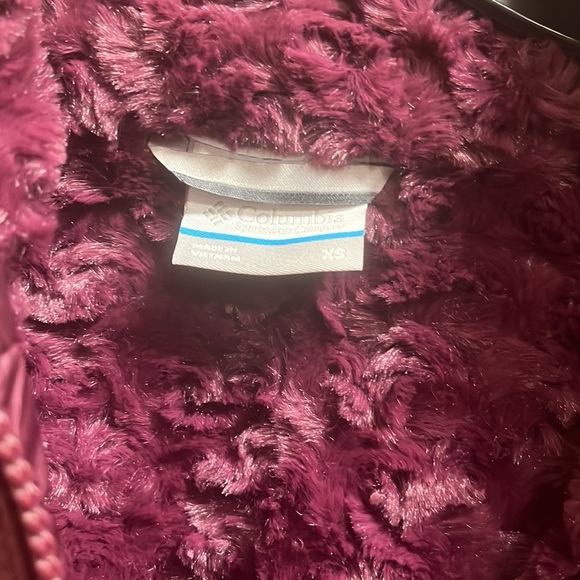 Columbia Copper Crest™ Long Sleeve Hooded Water Resistant Puffer Jacket - Picture 3 of 6